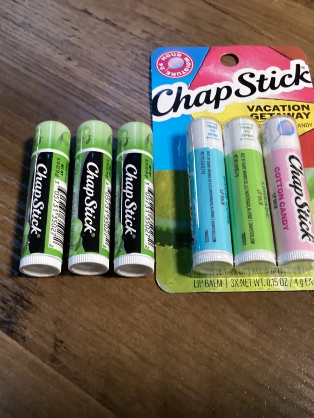 ChapStick Vacation Getaway Pack Lip Balm and 3 Green Apple Lip Balm Bundle NEW